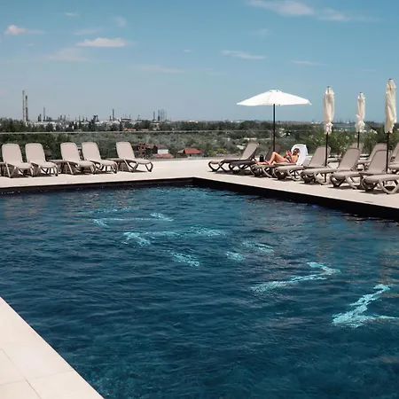 Daire Royal Blue In Odyssey Spa&pool
