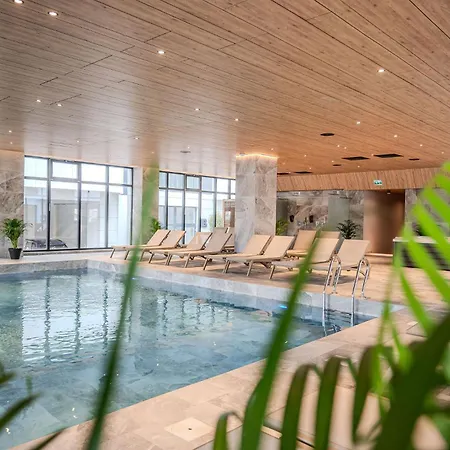 Royal Blue In Odyssey Spa&pool Mamaia